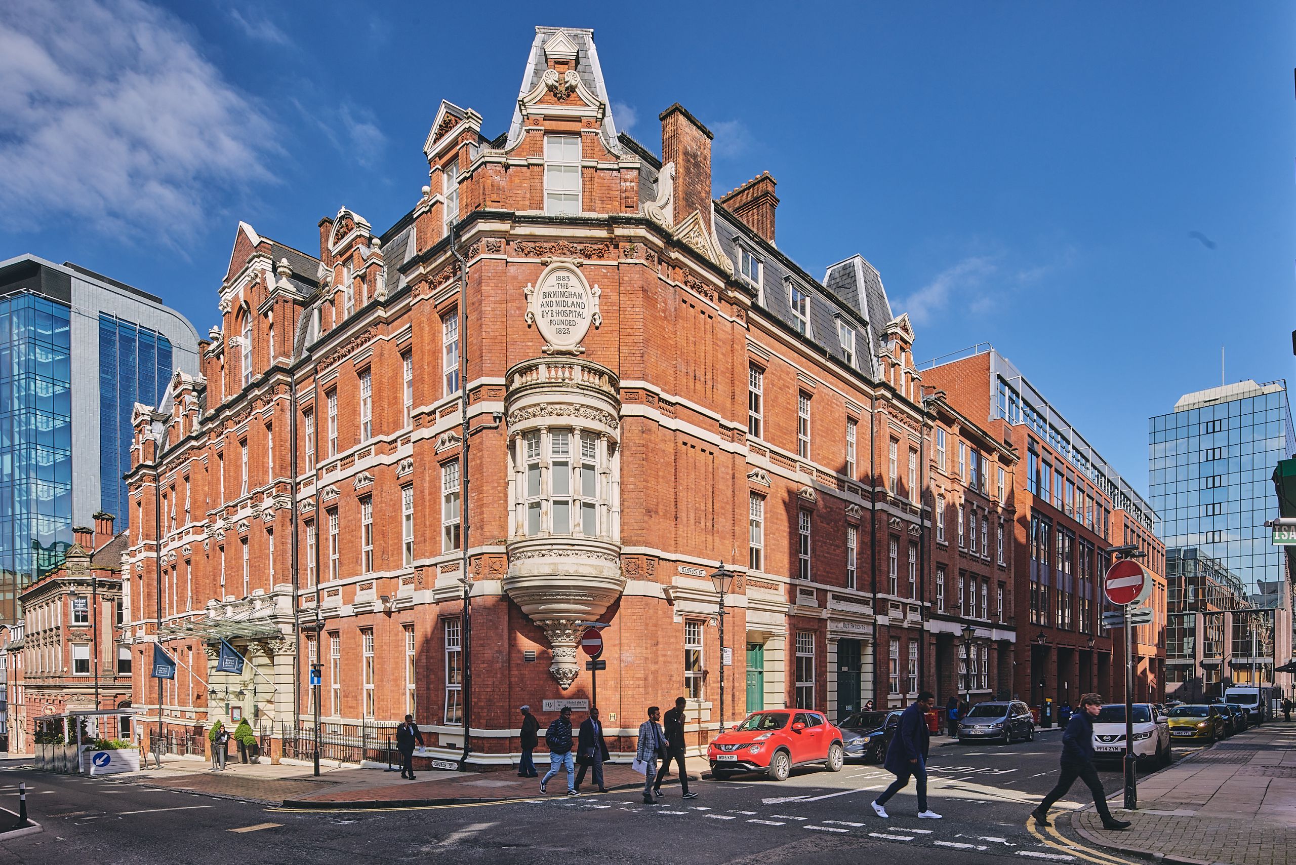 DSC 9828 21.04.02 BARQUES COLMOREBID HI RES