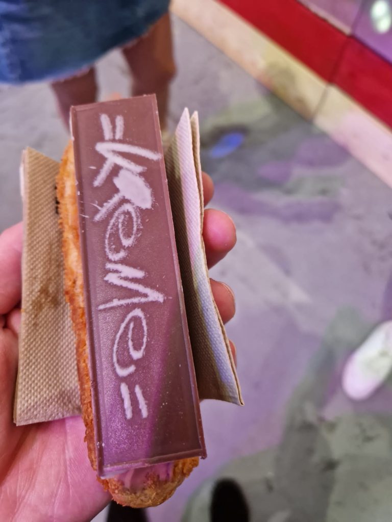 PHOTO 2023 06 20 08 02 39 2023 06 20 07 08 12 copy From Lyon with Love