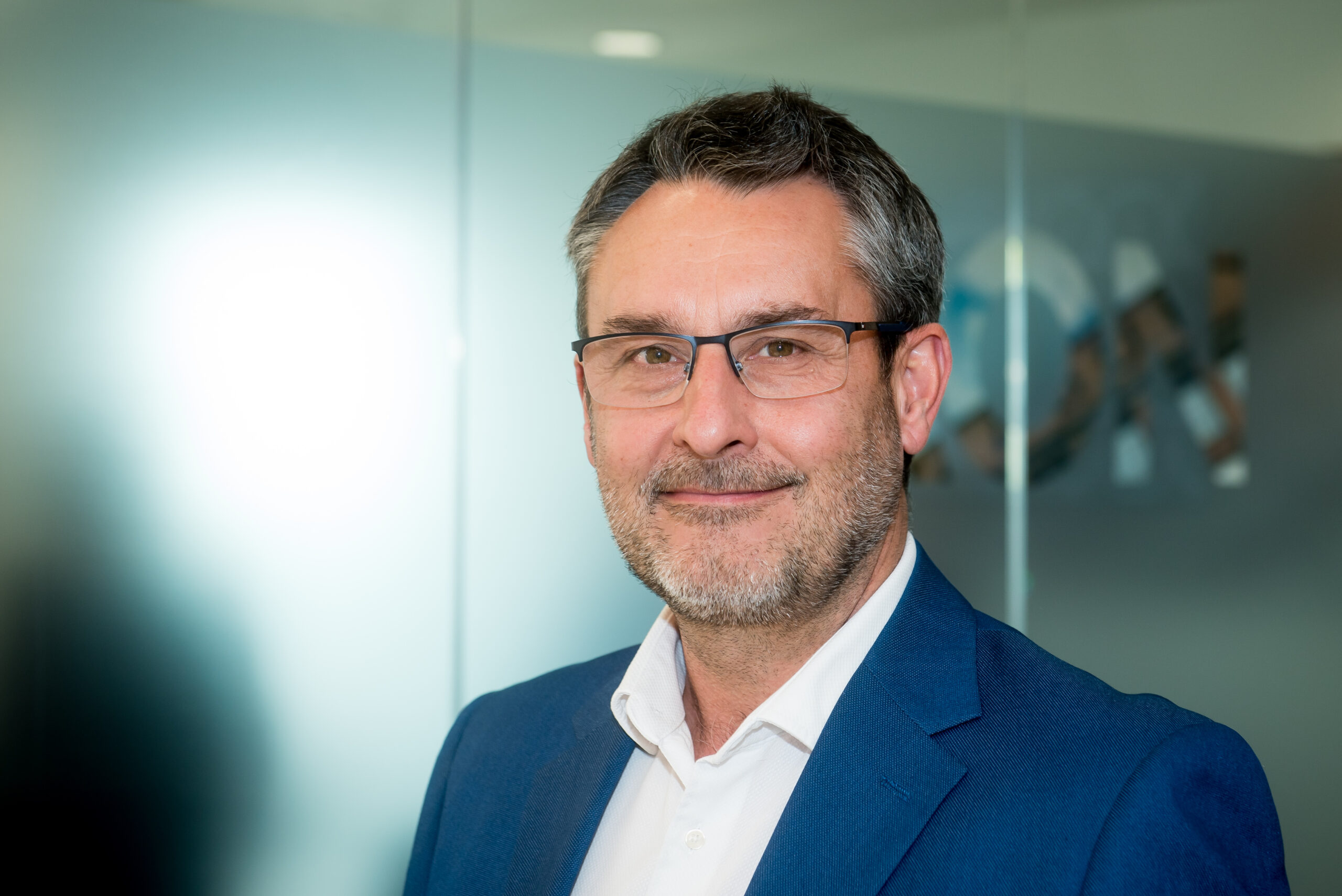 Steve Roberts AON 112