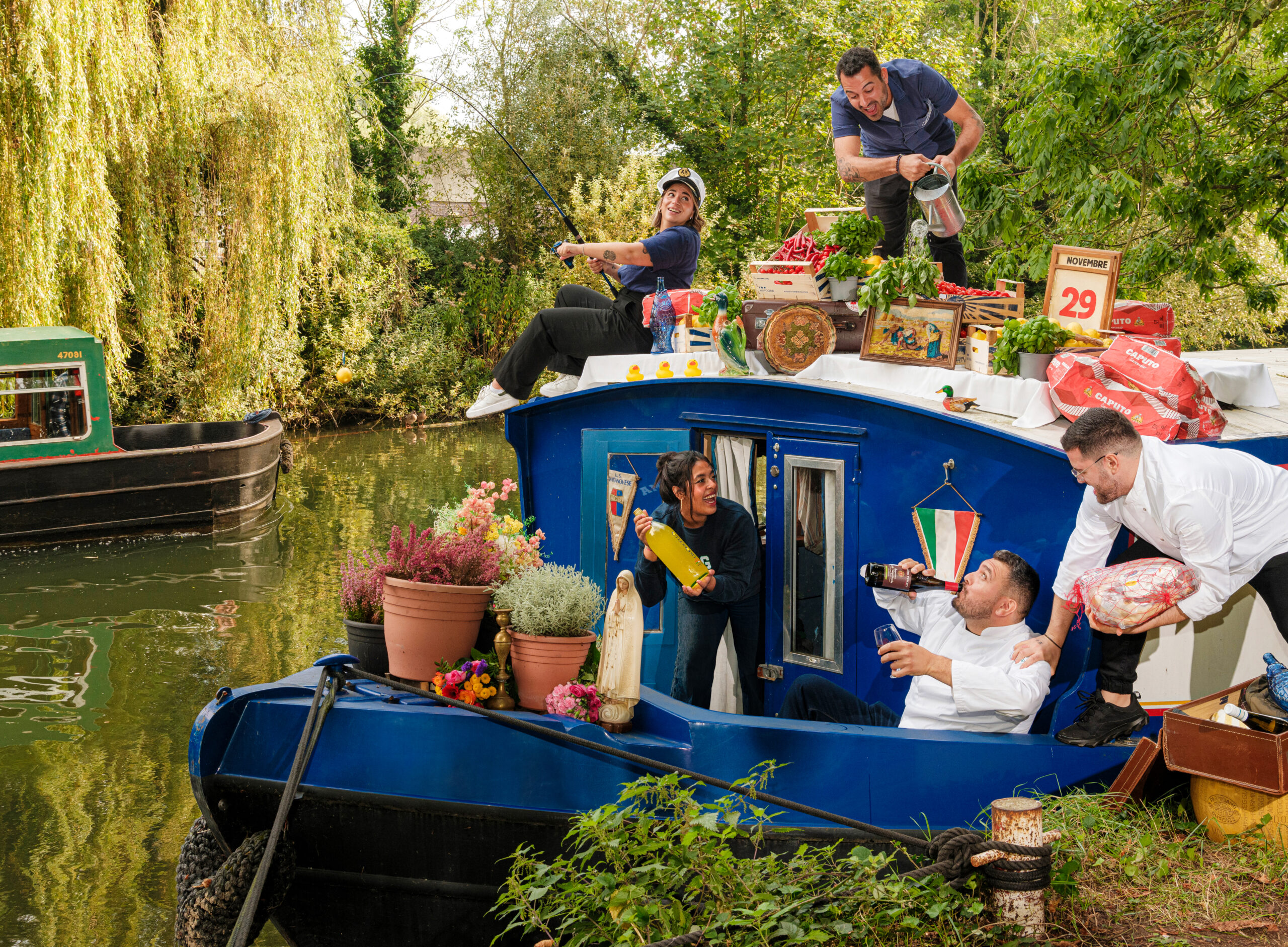 LA BELLEZZA TEAM PIC CREDIT HAYDON PERRIOR