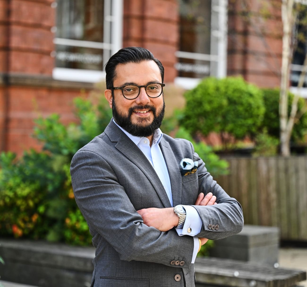 Sandeep headshot SQ (1)