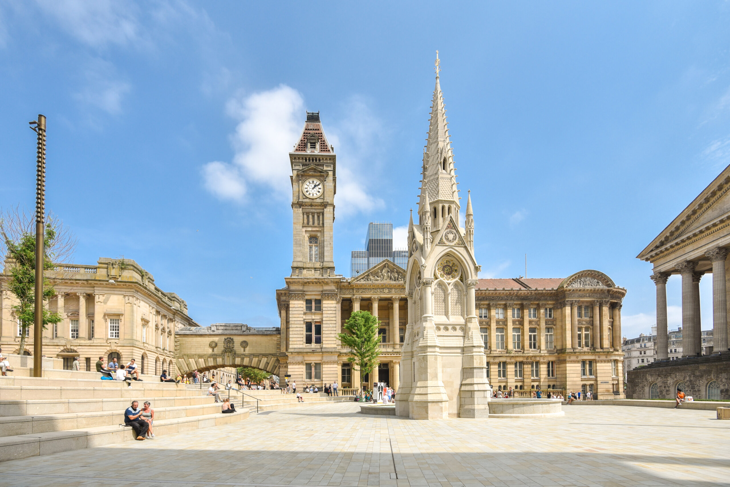 BMAG Exterior 2 Credit Birmingham Museums Trust